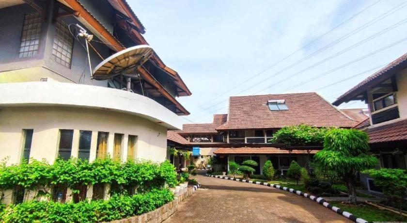 D'Arcici Hotel Plumpang Yakarta Exterior foto