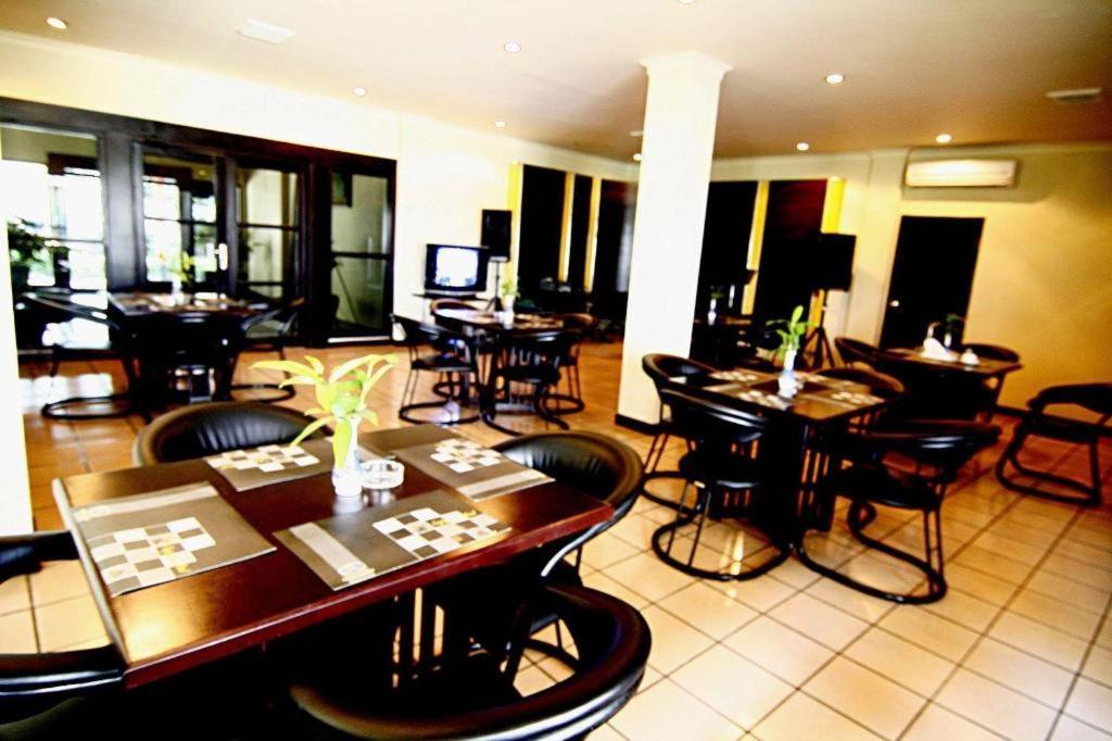 D'Arcici Hotel Plumpang Yakarta Exterior foto