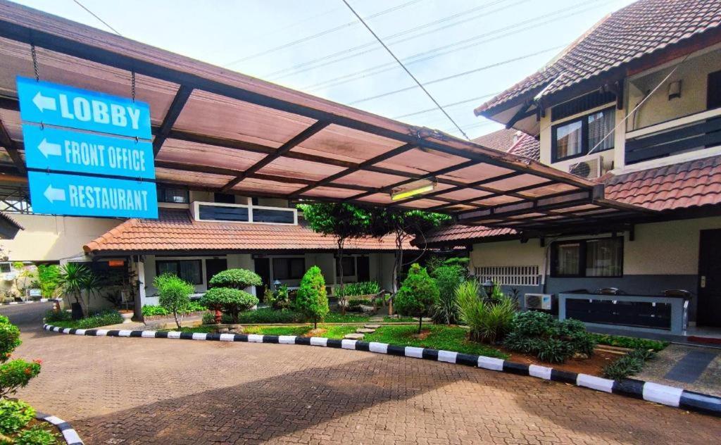 D'Arcici Hotel Plumpang Yakarta Exterior foto